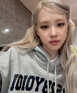 Mary Jenny, 23, United States
