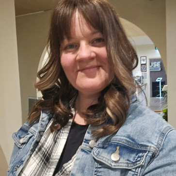Vicky, 44, United States