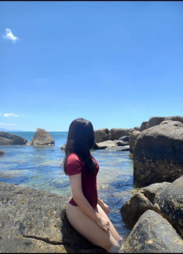 Sabrina De Castro, 20, Philippines