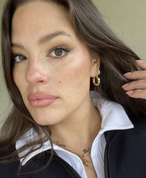 Vikky, 29, United States