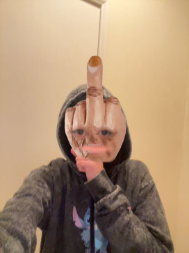 Kugmo, 18, Philippines