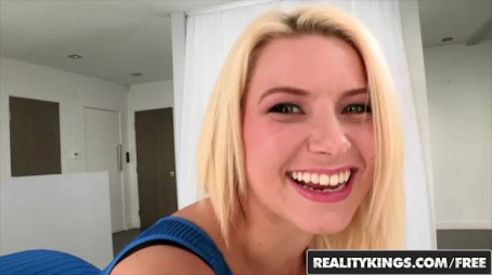 Mirabel James, 18, United States