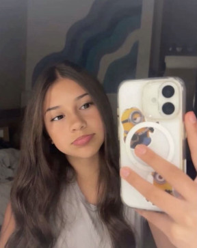 Sandra Stanley, 18, United States