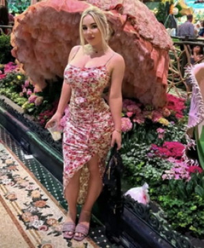 Savvanah Dolly, 31, United States