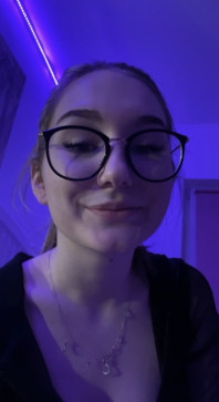 Daisy, 27, United States