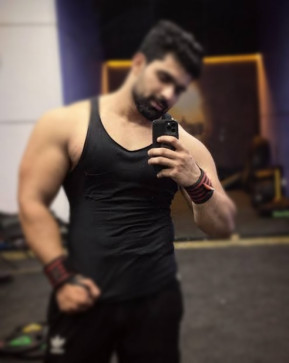 Shahid, 25, India