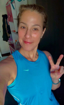 Gloria R Whitman, 31, United States
