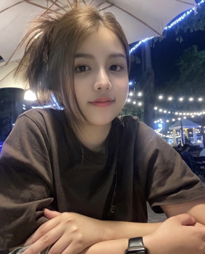 Linad, 30, Canada