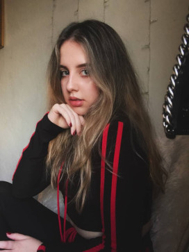 Jenna Sweet, 18, United States