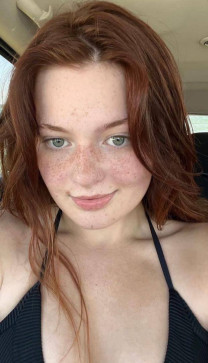 Sonia Kelly, 26, United Kingdom