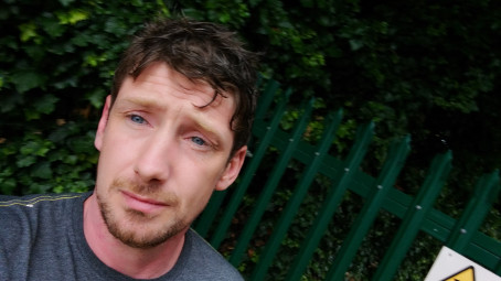 Louis, 38, United Kingdom