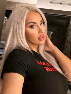 Valerie, 25, United States