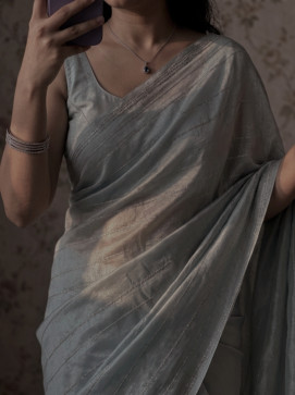 Ruhi, 22, India