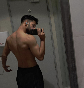 Yash Dadhich, 25, India