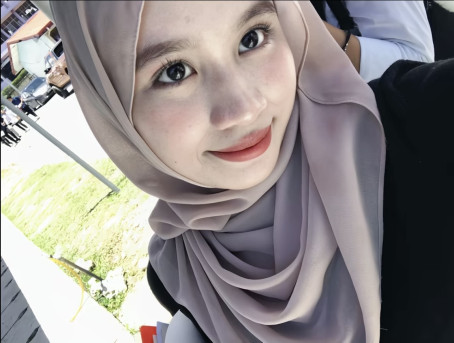Nzatul Nshma, 19, Malaysia