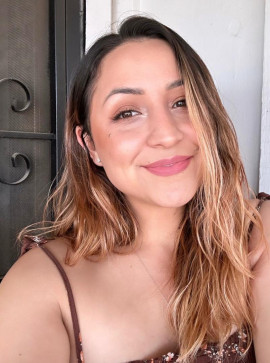 Lizzy, 35, United States