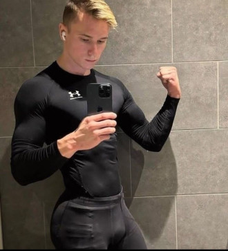 Ben, 22, Germany