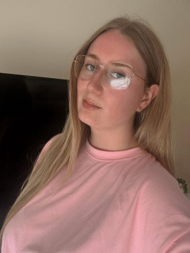 Annabel Mills, 39, United States