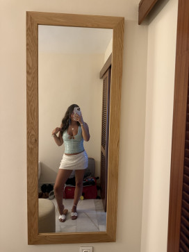 Isabella, 18, United Kingdom