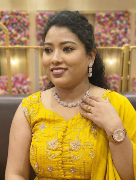 Ishita, 25, India