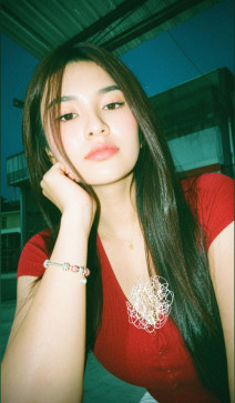 Rhianna, 19, Philippines
