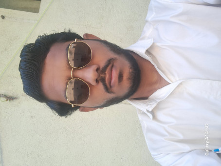 Kuldip Makvana, 22, India