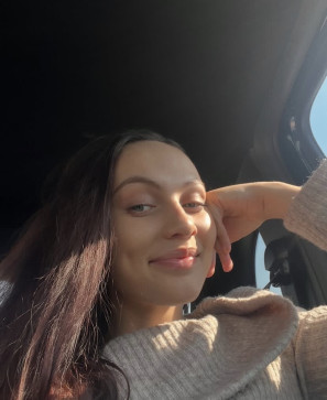 EMILY, 28, United States