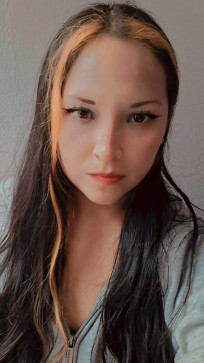 Leonor Hmmel, 39, Antarctica