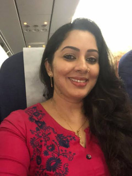 Super Lava Hood, 43, India