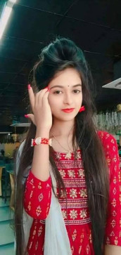 NainaVc, 19, India