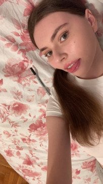 Kenzaaa, 21, Singapore