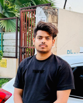 Yash, 22, India