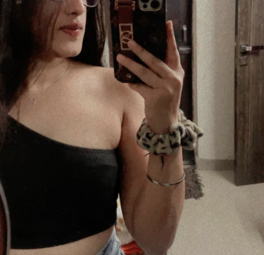 Meow Meow, 24, India