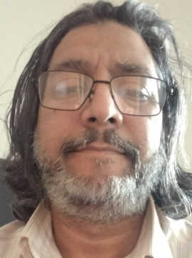 Dyes Diba Ila, 80, United Arab Emirates