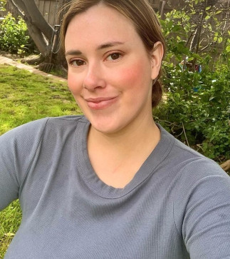 Janet, 32, United States