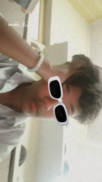 Anshh, 18, India