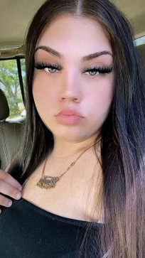 Barbara R Lopez, 22, United States