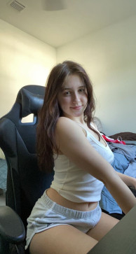 Hanna, 19, United States