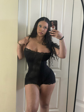 Karissa Robert, 30, United States
