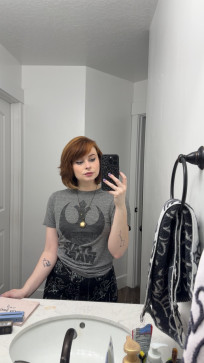 Rose Anna, 22, United States