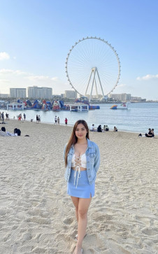 Roksana Nora, 22, United States