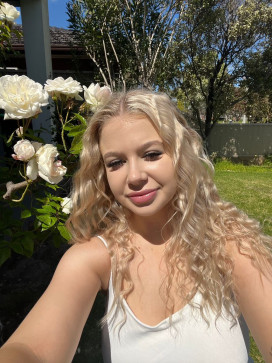 Ella Kent, 25, United States