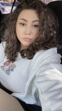 Muzzle Rose, 32, United States