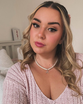 Michele Miley, 27, United States
