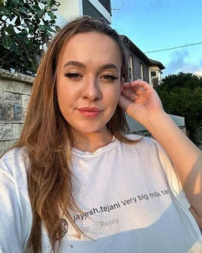 Clara Anderson, 33, United States
