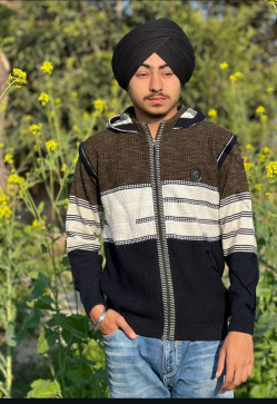 American Footballer, 18, India