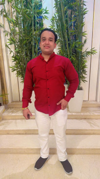 Madhur Mittal, 18, India