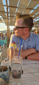 Tony2393, 32, United Kingdom