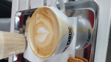 Mfrombel, 50, Belgium