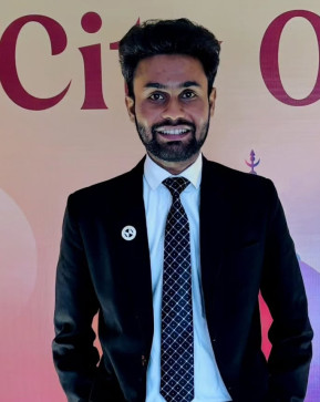 Manoj Saini, 25, India